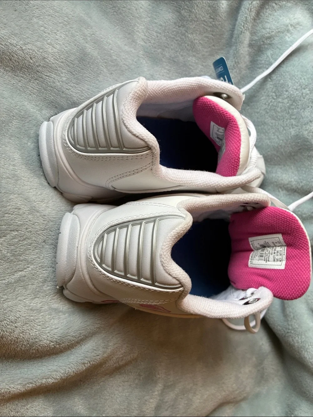 K-Swiss Women's Classic White Athletic Sneakers with Pink Accents- Size 8 - Picture 8 of 10
